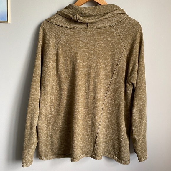 O'Neill Women's Army/Olive Green Cowl Neck Pullover Sweatshirt Size X-Large - Picture 5 of 11